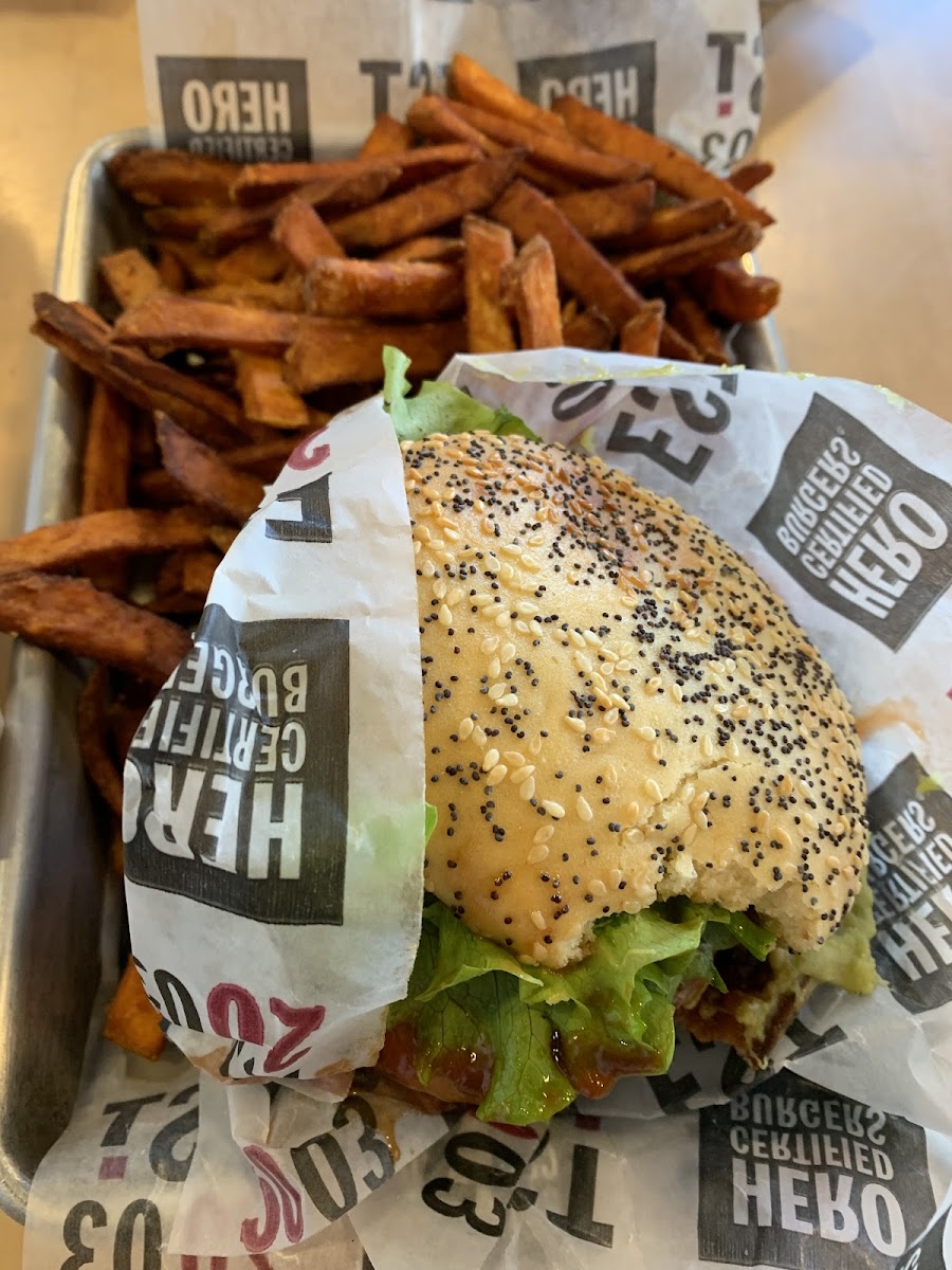 Hero Certified Burgers - Bronte-4